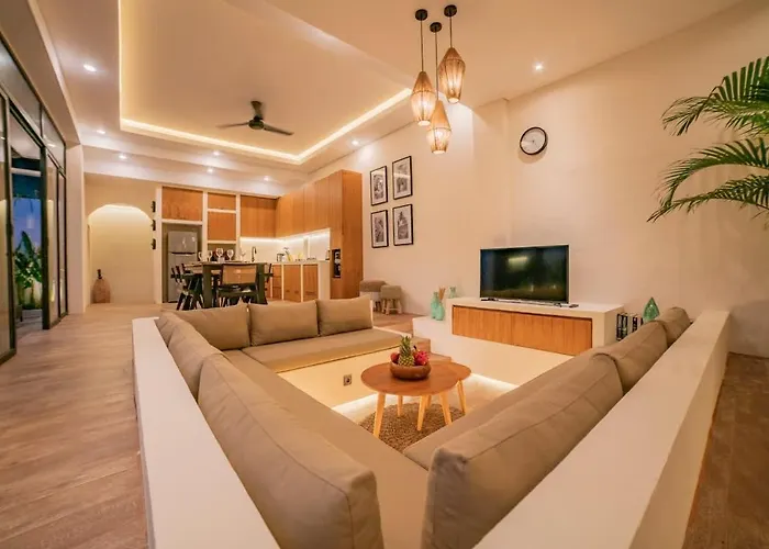 3br W- Pool & Sun Loungers ヴィラ *