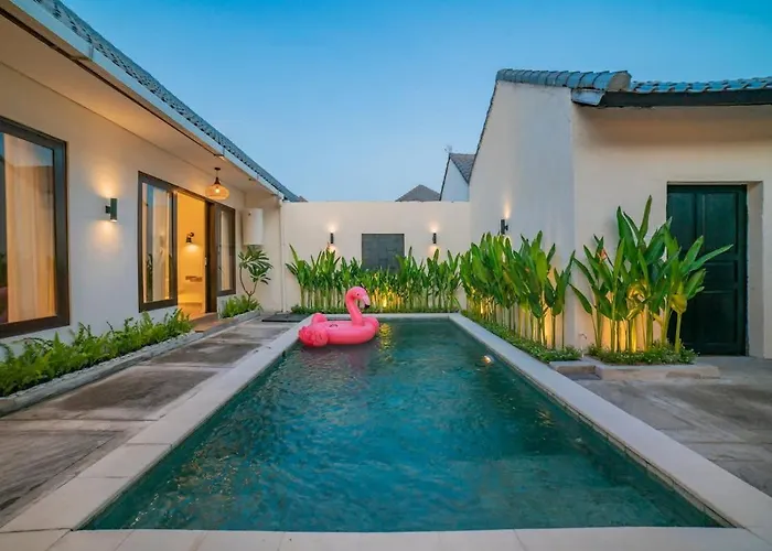 3br W- Pool & Sun Loungers *