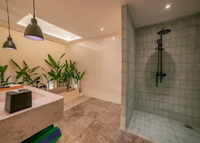 ヴィラ 3br W- Pool & Sun Loungers *
